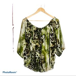 ✨GREEN PRINT HALF SLEEVES SILK BLOUSE (L)